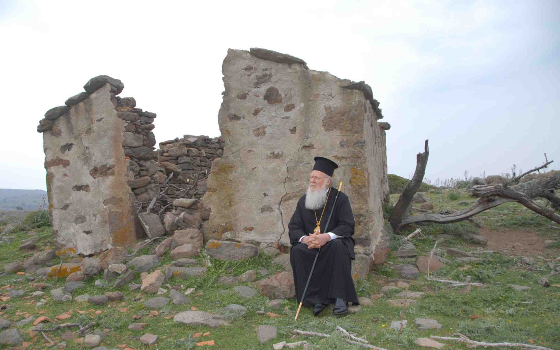Patriarkka Bartolomeos ja rauniot